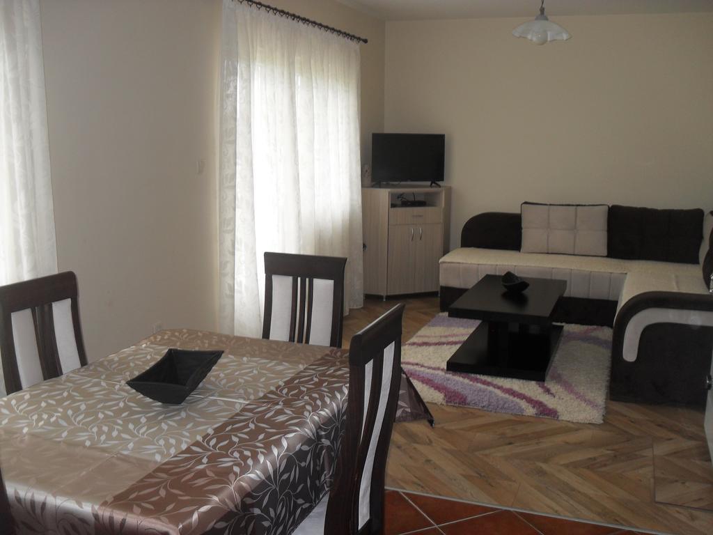 Guest House Baranin Pitomine Žabljak Extérieur photo