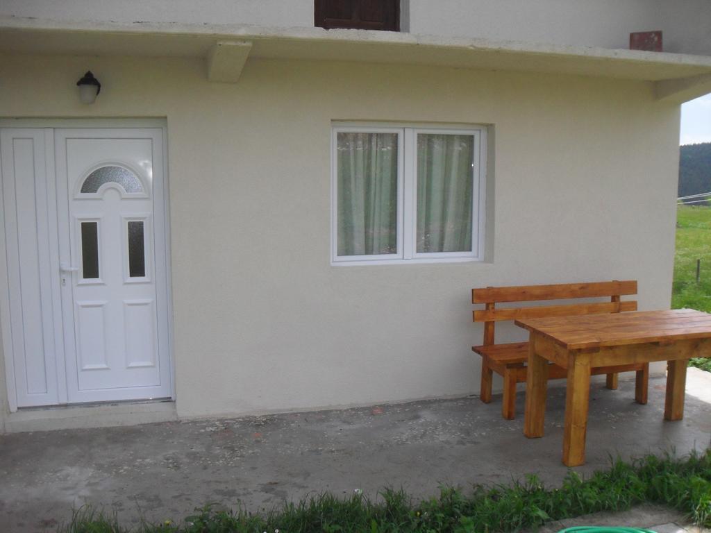 Guest House Baranin Pitomine Žabljak Extérieur photo